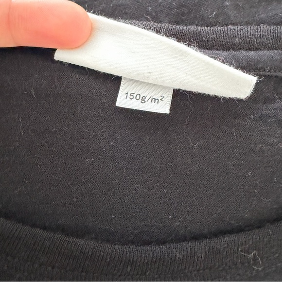 ICEBREAKER • Merino 150 Tech Lite Long Sleeve T-Shirt in Black - Picture 10 of 13